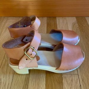 Bryr Emma mid-heel Spanish Toe in Natural 38